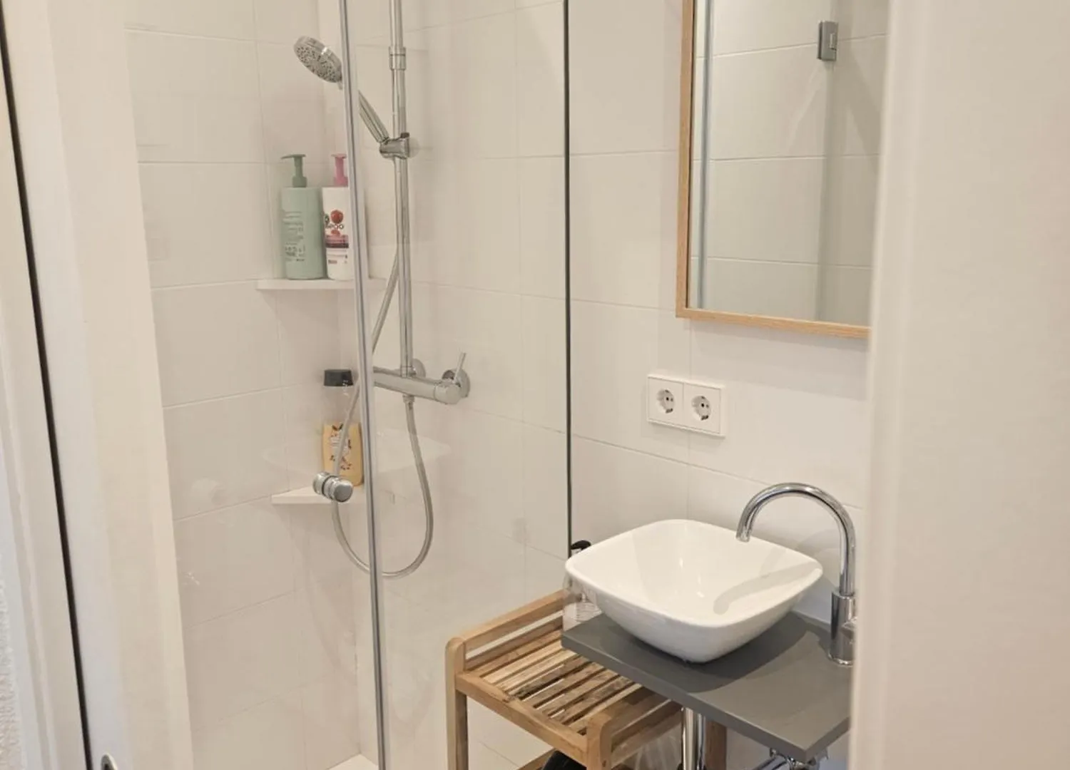 Acogedora Casa En Primera Linea De Mar Кадакес Испания